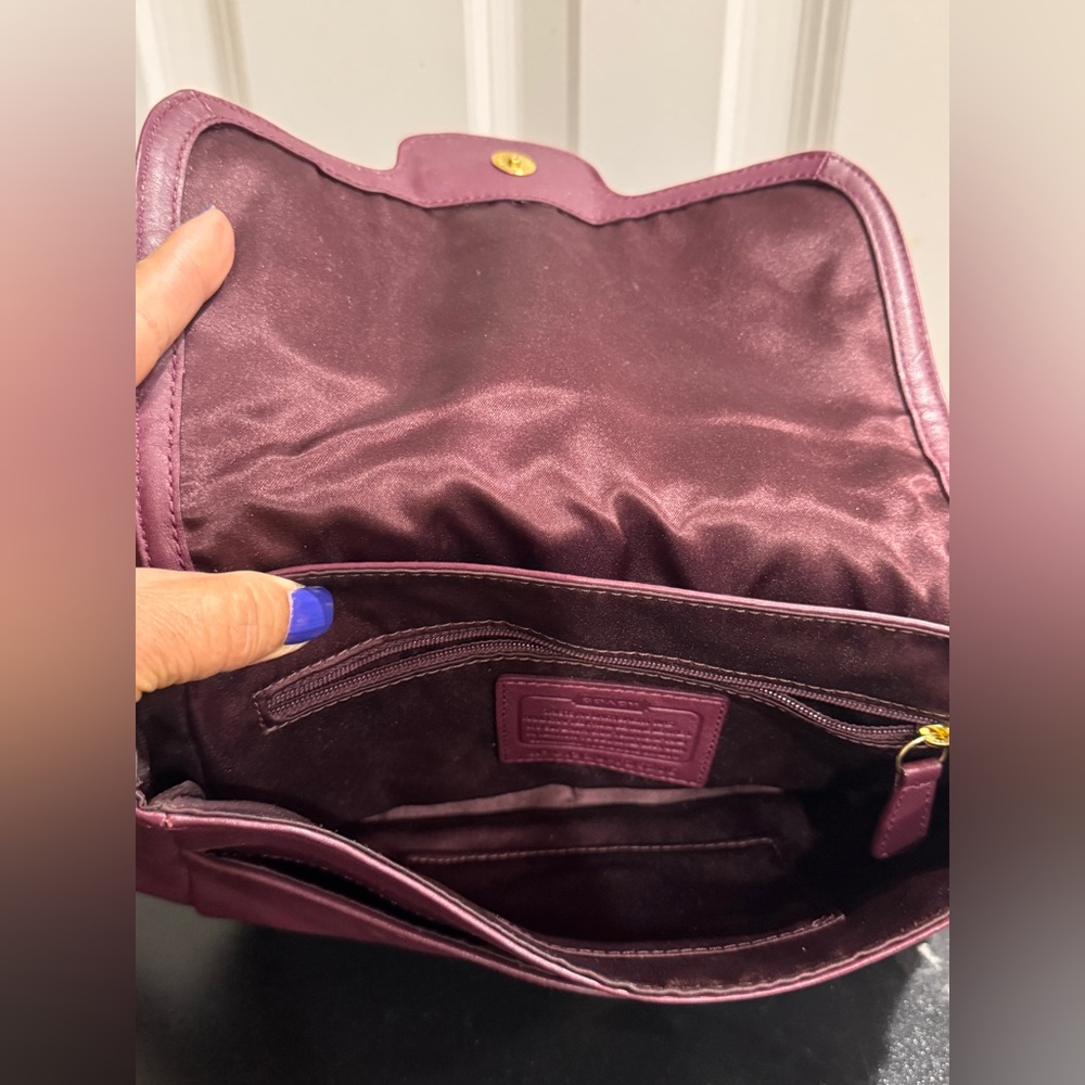 Coach Deep Burgundy Leather crossbody/shoulder Handbag 125206 - Picture 9 of 10